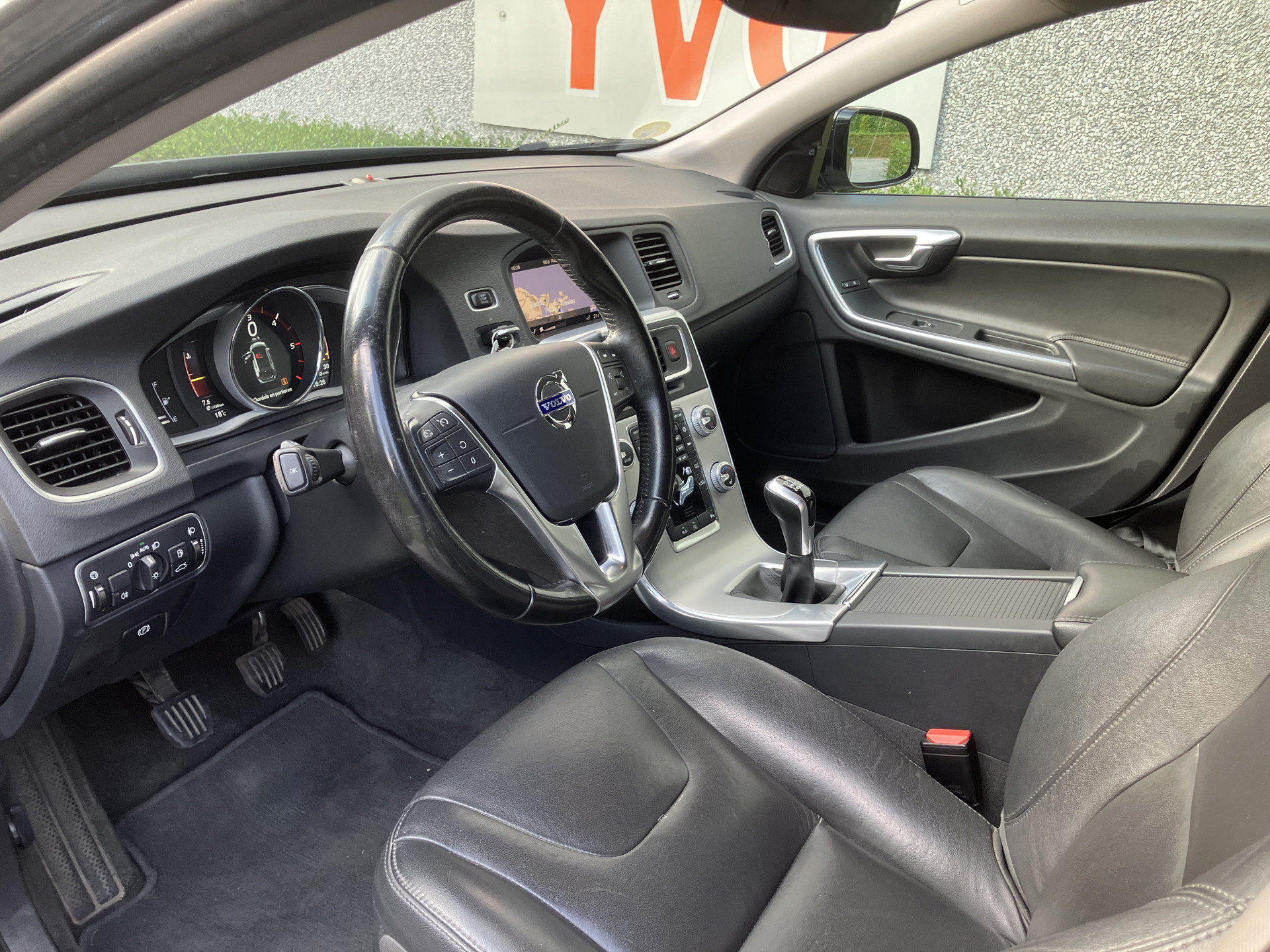 VOLVO _V60  CROSS COUNTRY_3