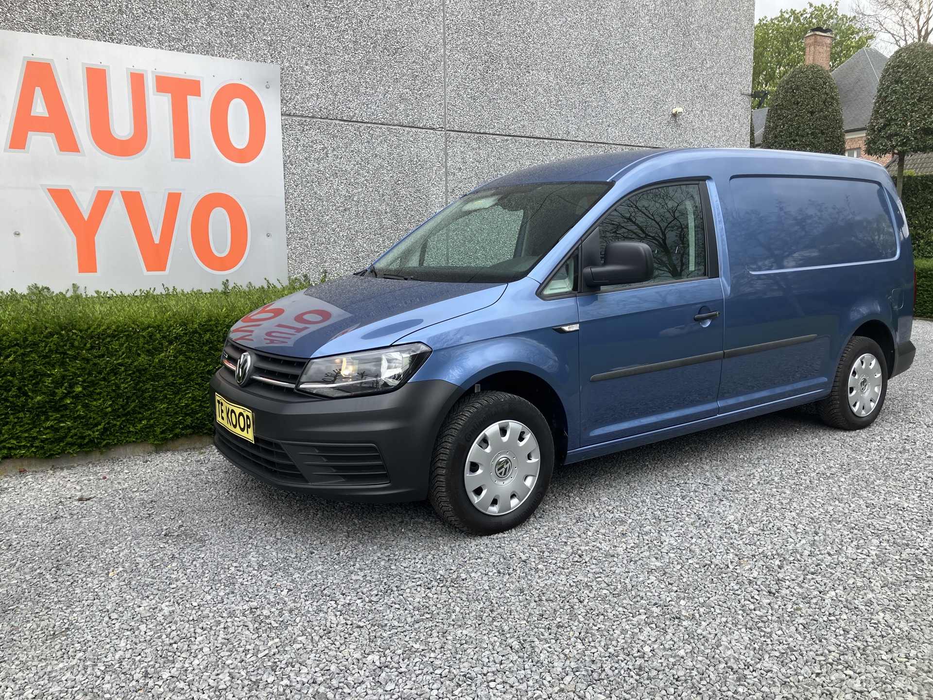 VW CADDY MAXI LV automatic