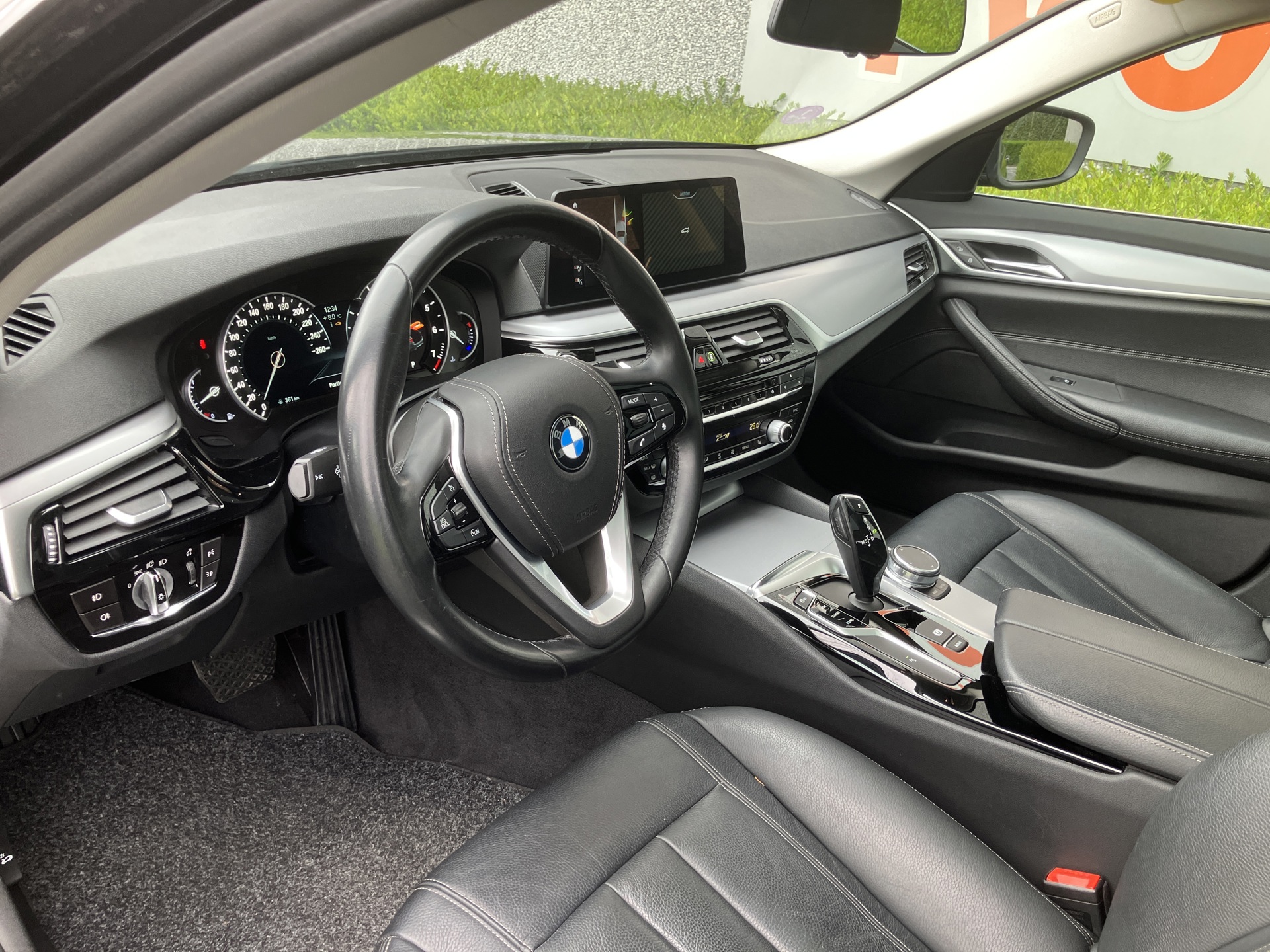 BMW_520i touring_5