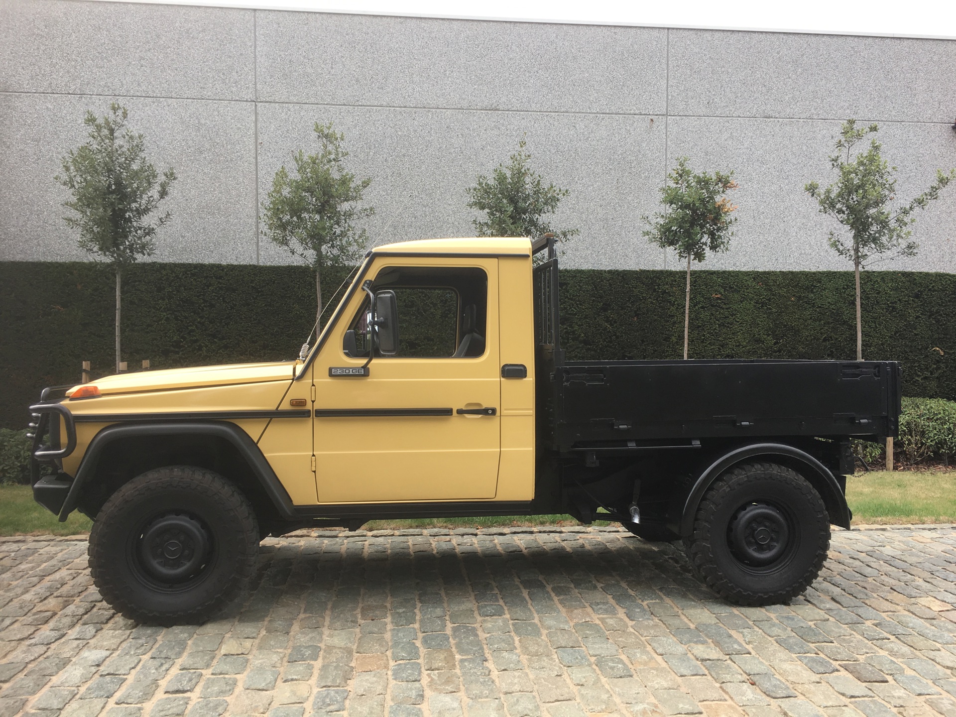 MERCEDES    G 230 AUTOMATIC   STEYR  PUCH