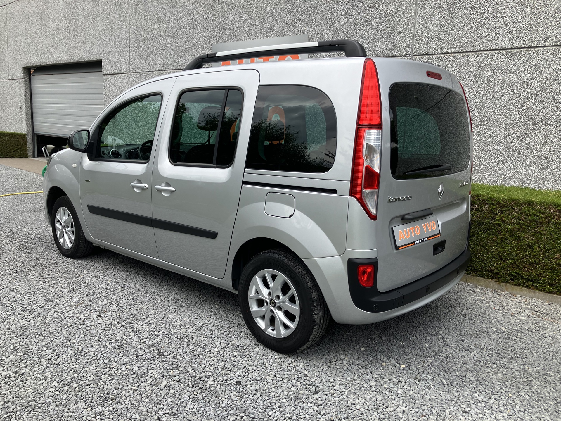 RENAULT_kangoo_8