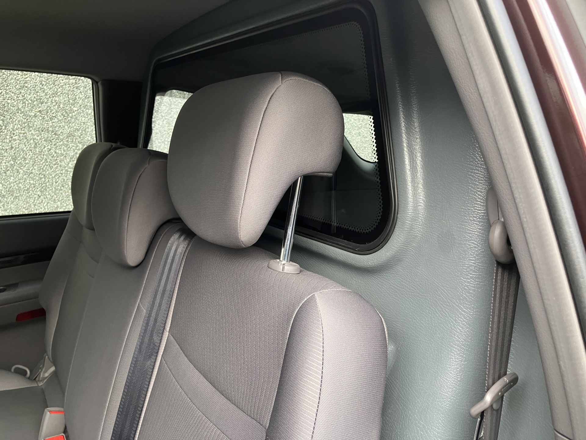 SSANG YONG_rodius  lichte vracht 5 plaatsen_11