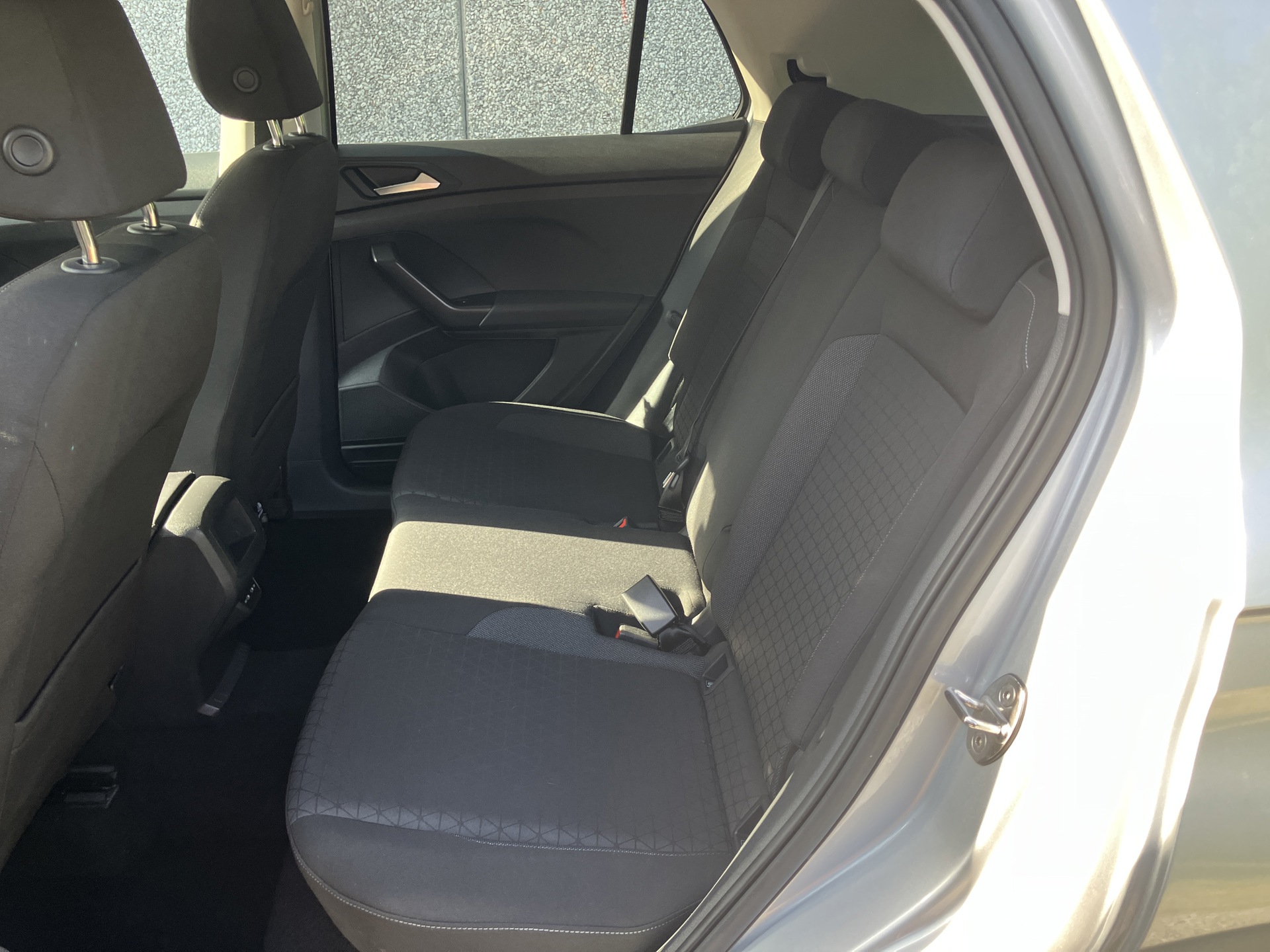 volkswagen_T-cross_10