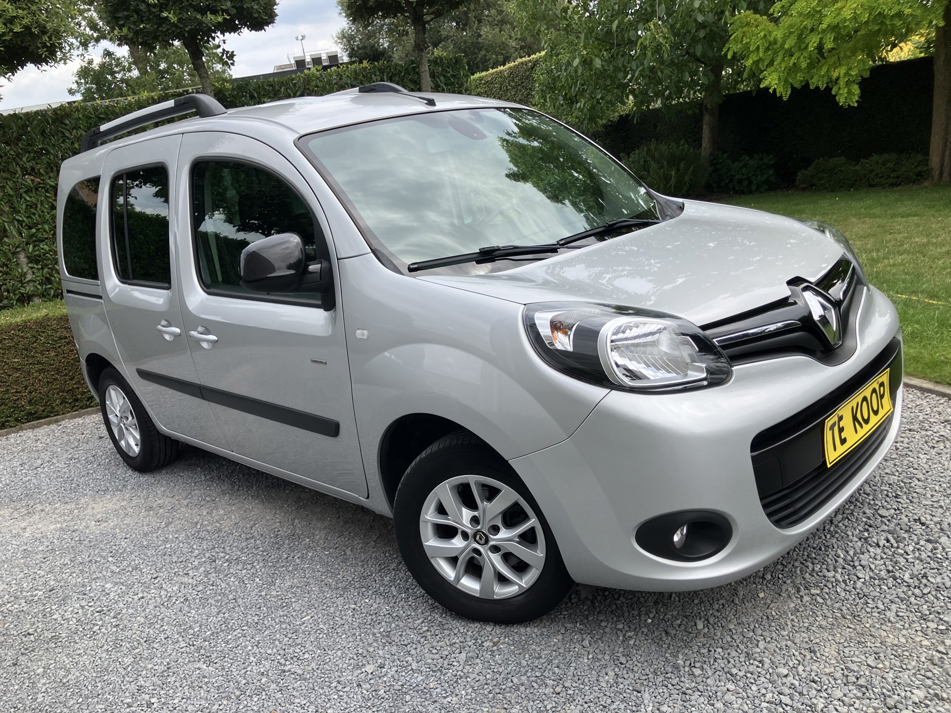 RENAULT_kangoo_4
