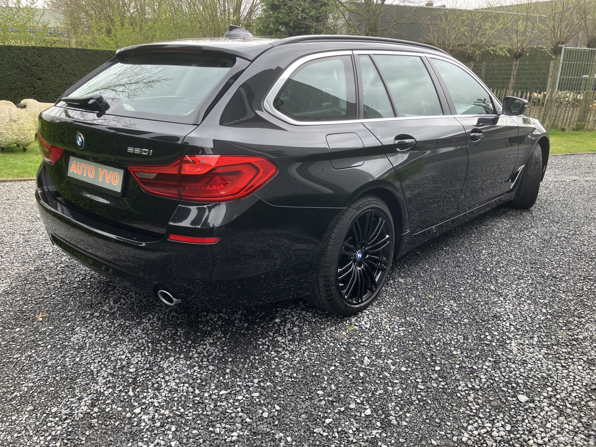 BMW_520i touring_9