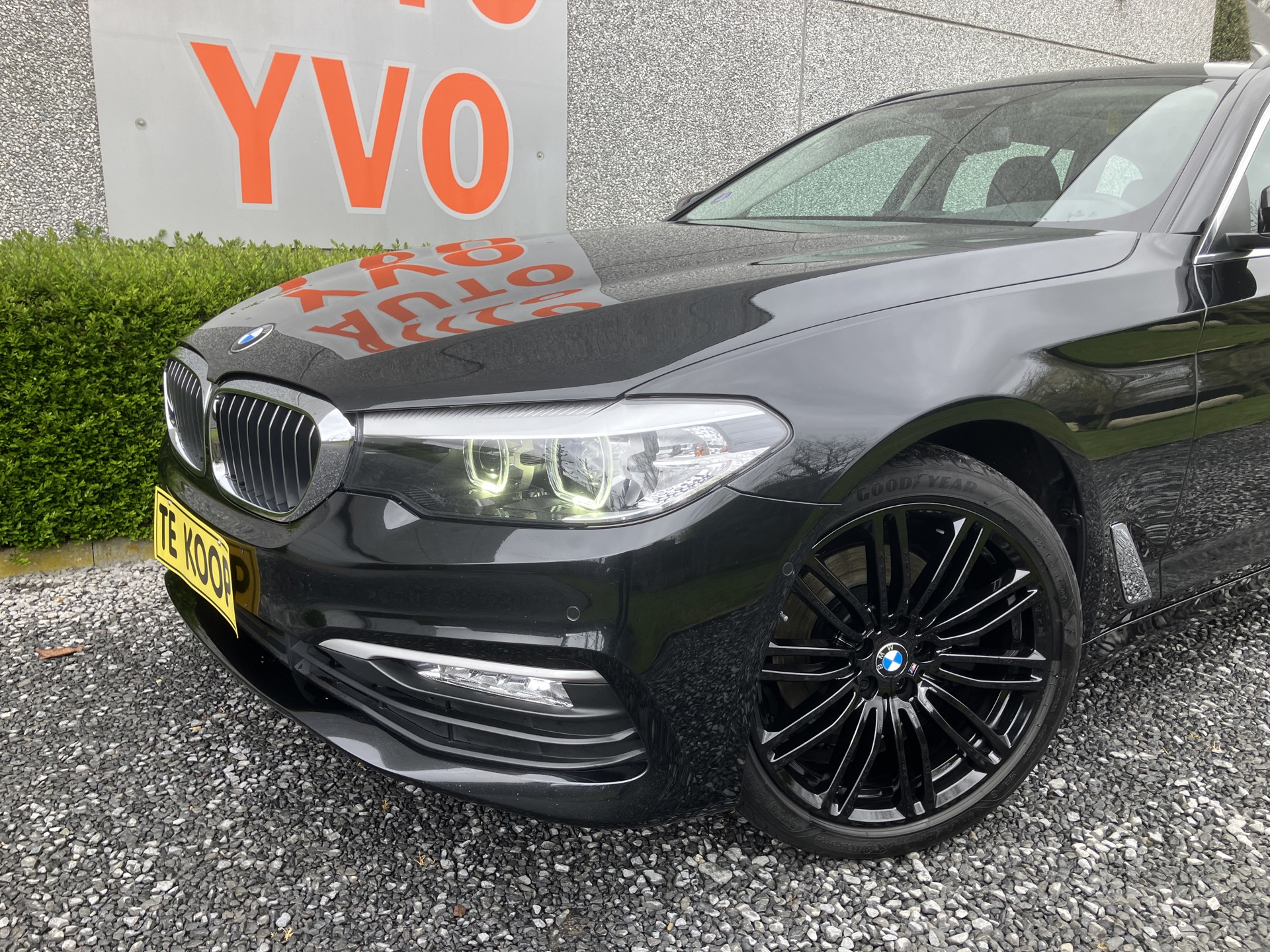 BMW_520i touring_12