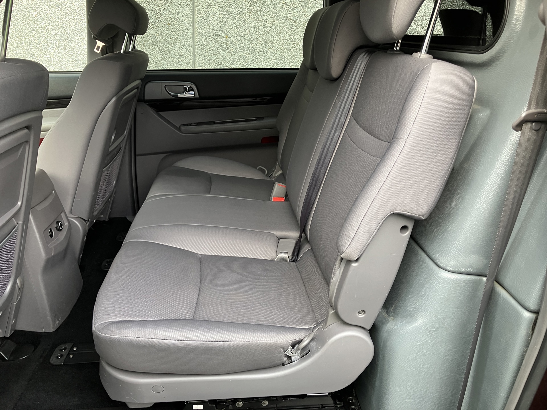 SSANG YONG_rodius  lichte vracht 5 plaatsen_9