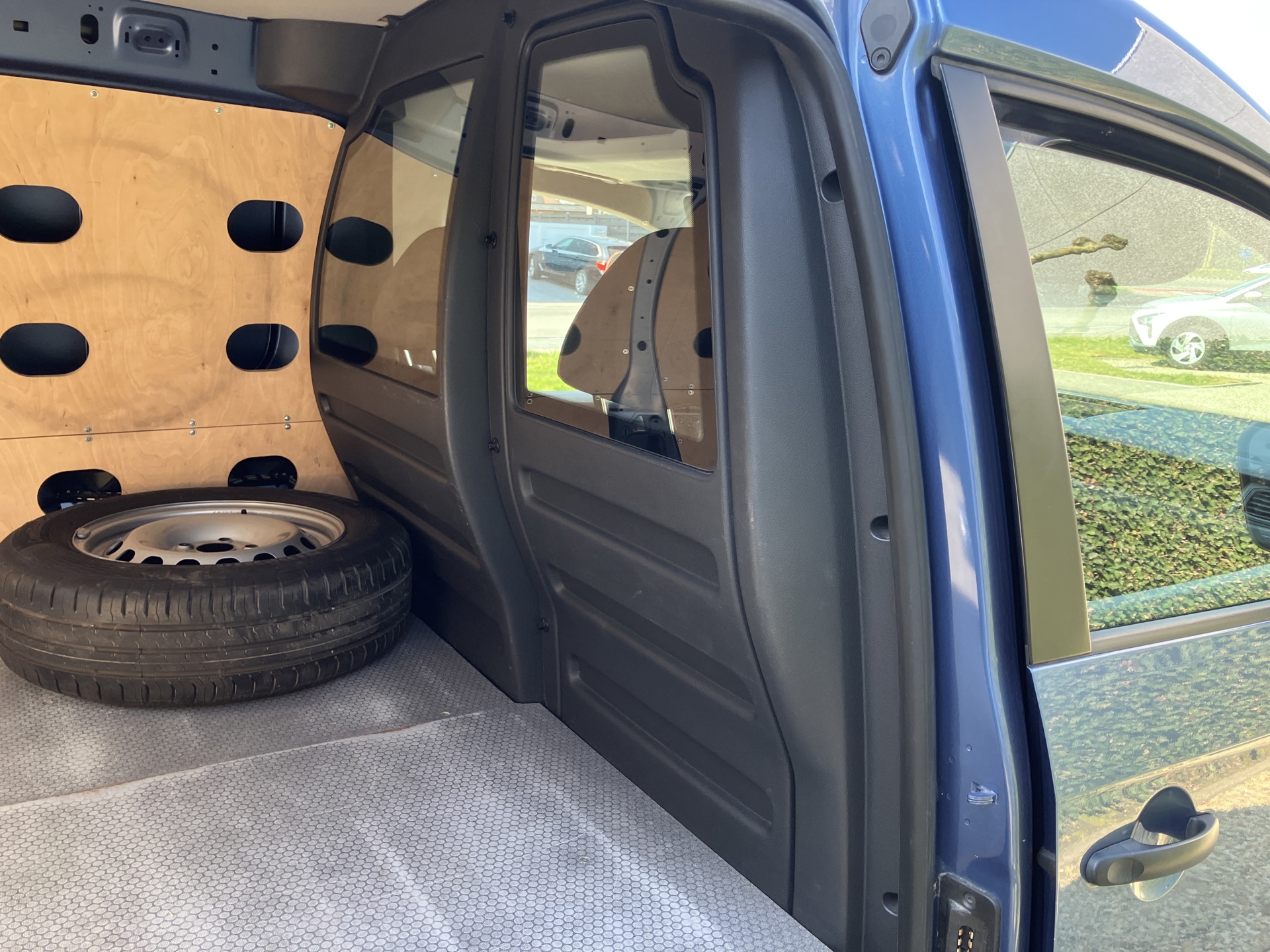 VW_CADDY MAXI LV automatic_7