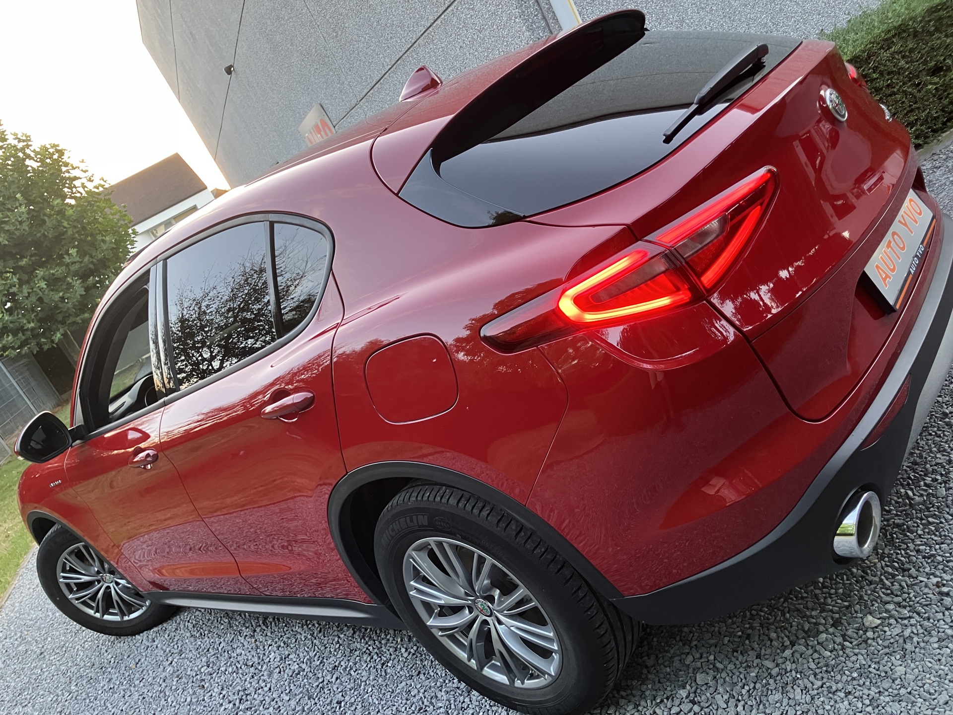 ALFA ROMEO_stelvio_8
