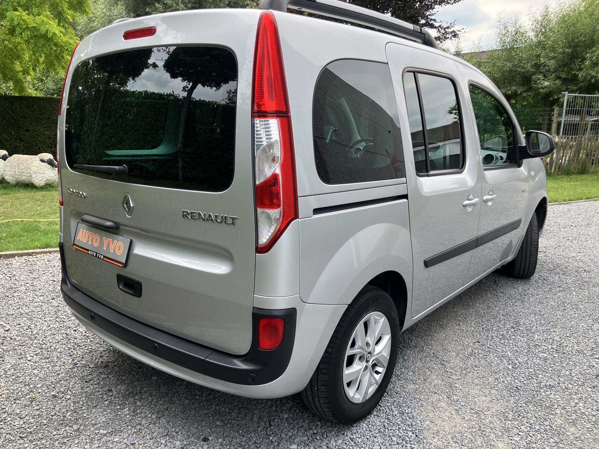 RENAULT_kangoo_6