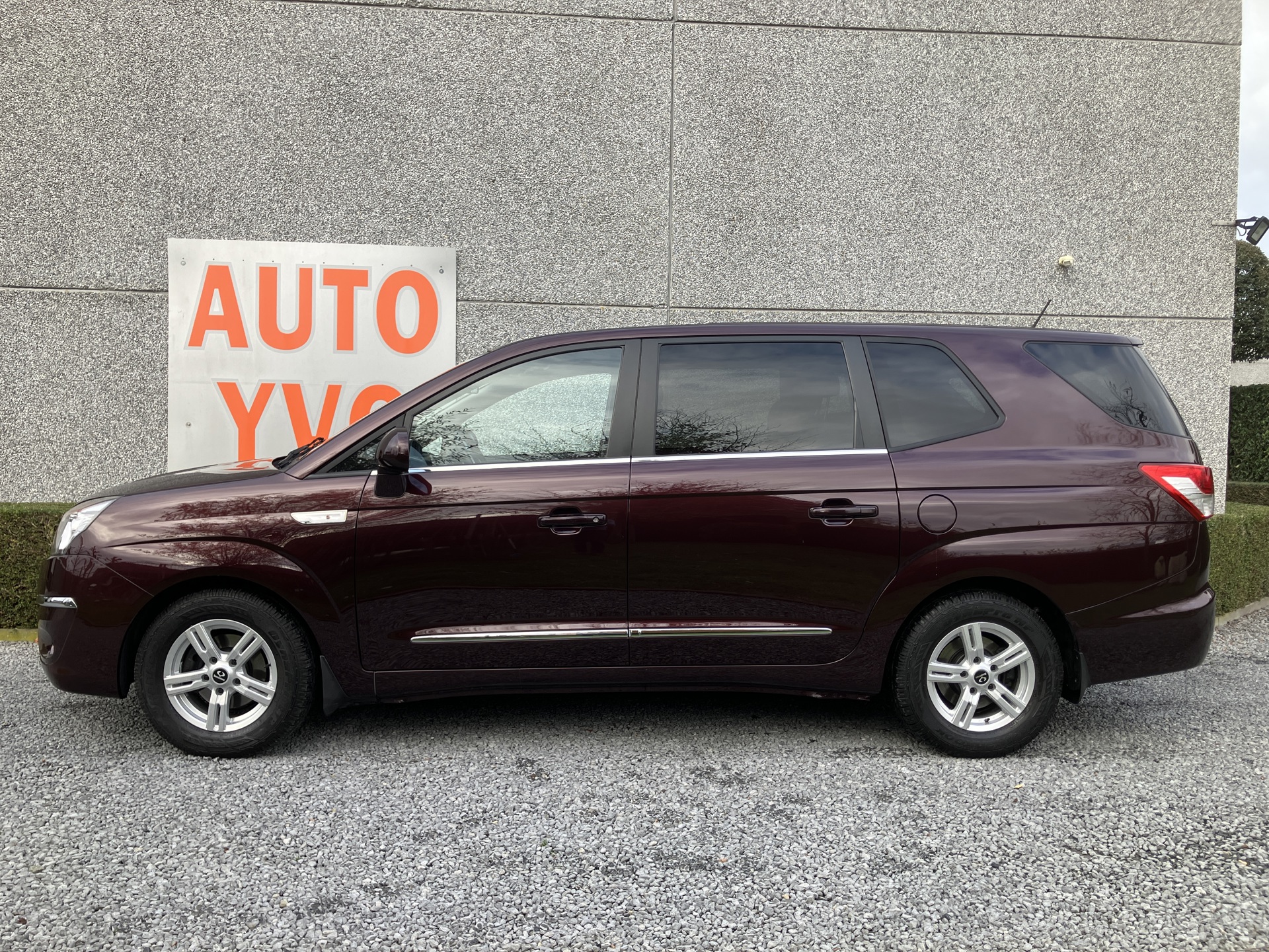 SSANG YONG_rodius  lichte vracht 5 plaatsen_4