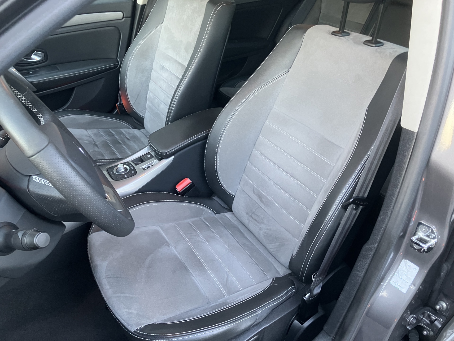 RENAULT_LAGUNA break "4control"_12