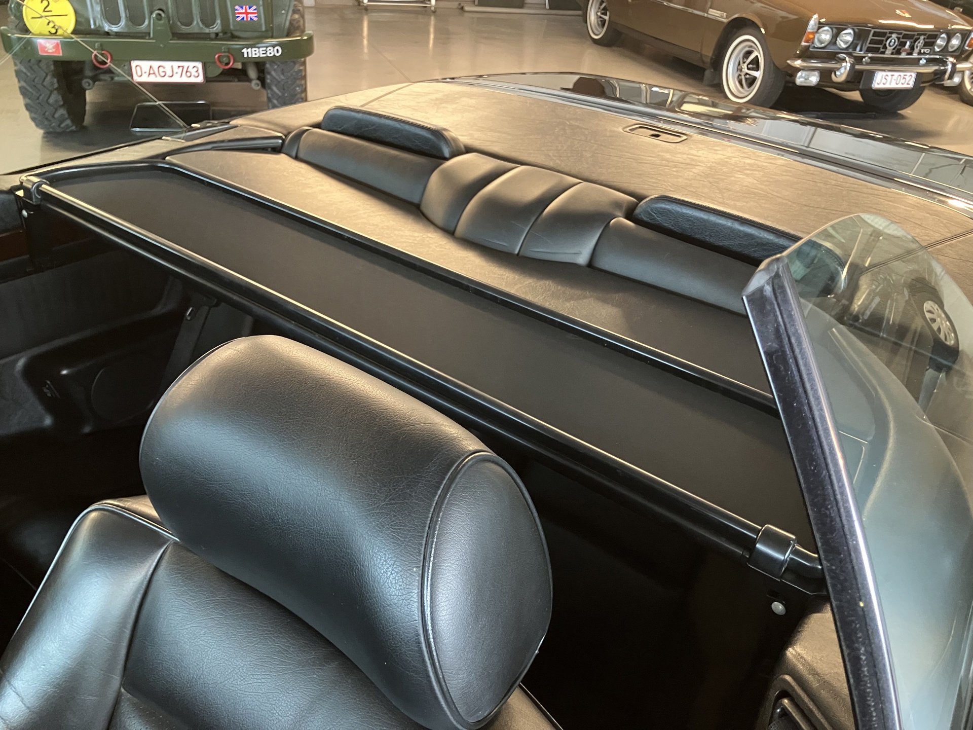 MERCEDES-BENZ_E 220 CABRIO  automatic_10
