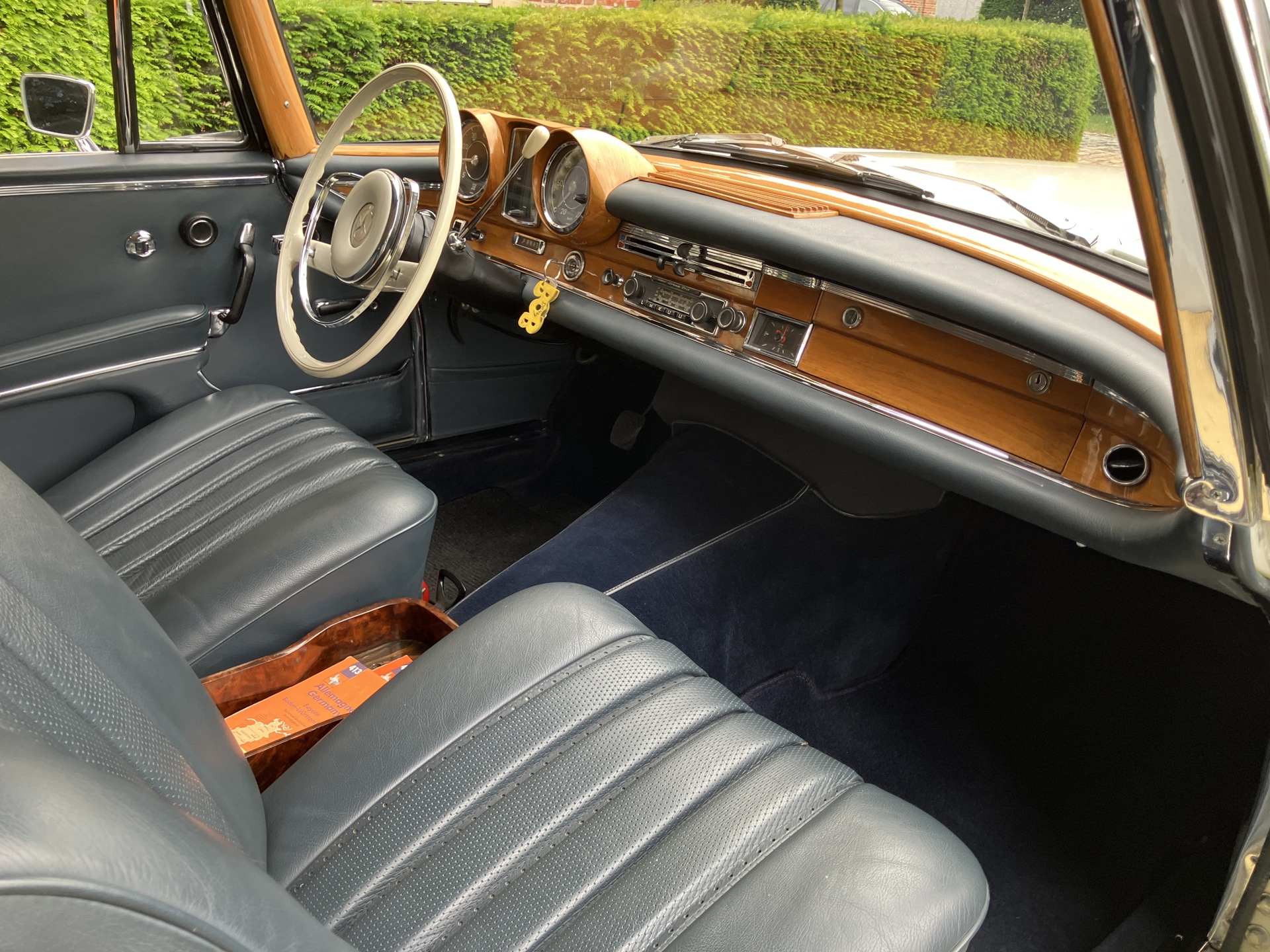 MERCEDES _250 se cabrio_3
