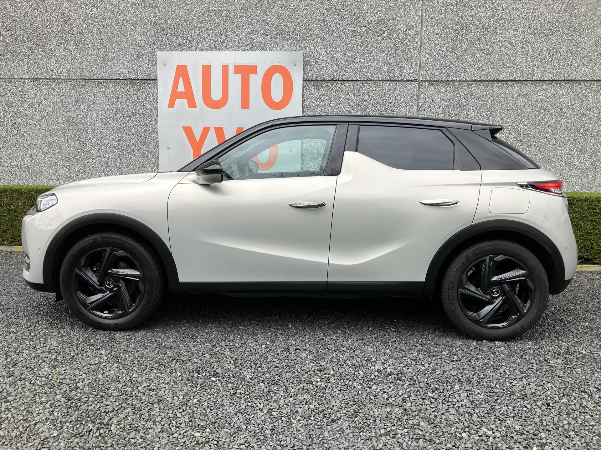 DS automobiles_DS 3 CROSSBACK_1