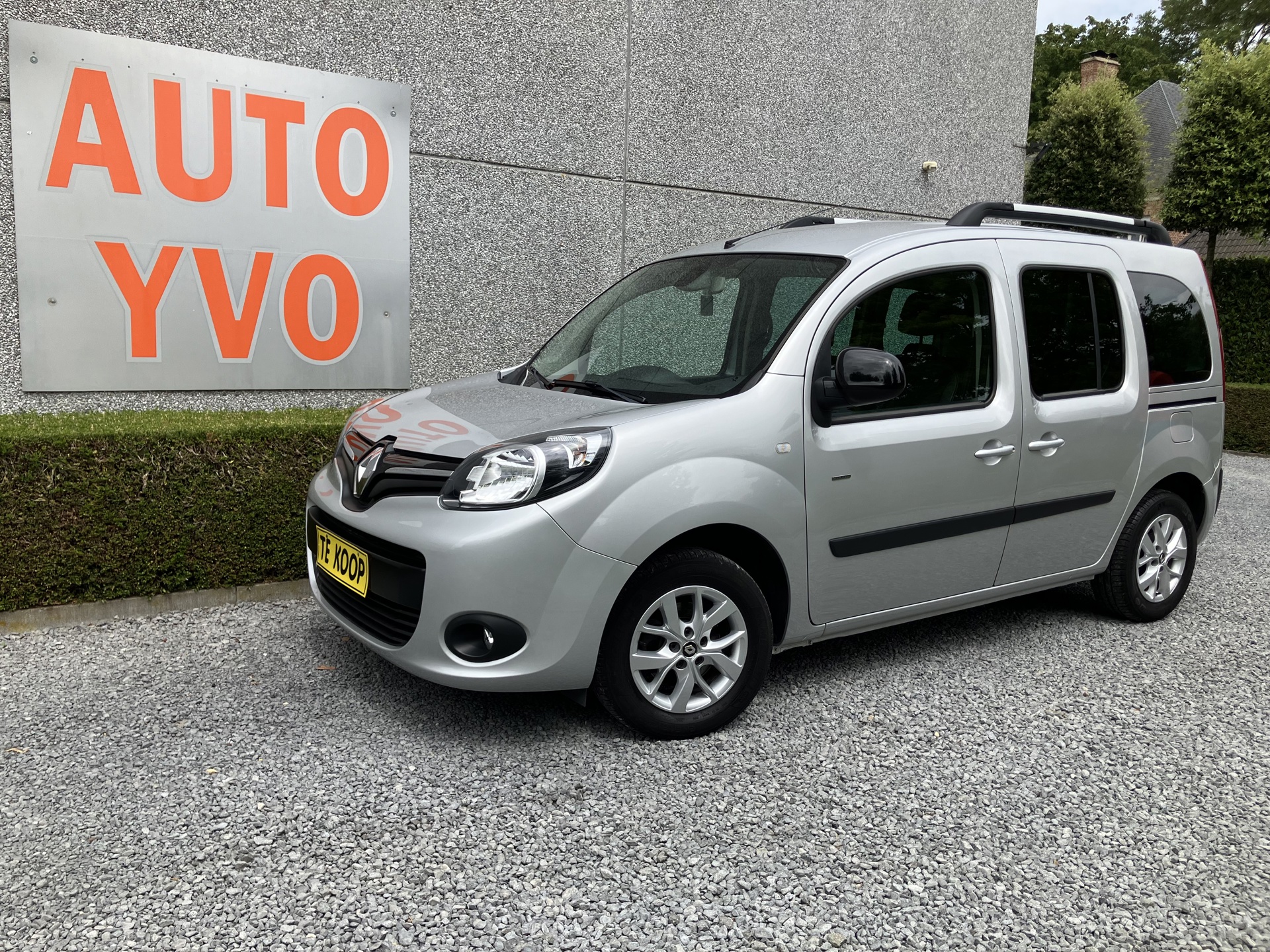 RENAULT kangoo