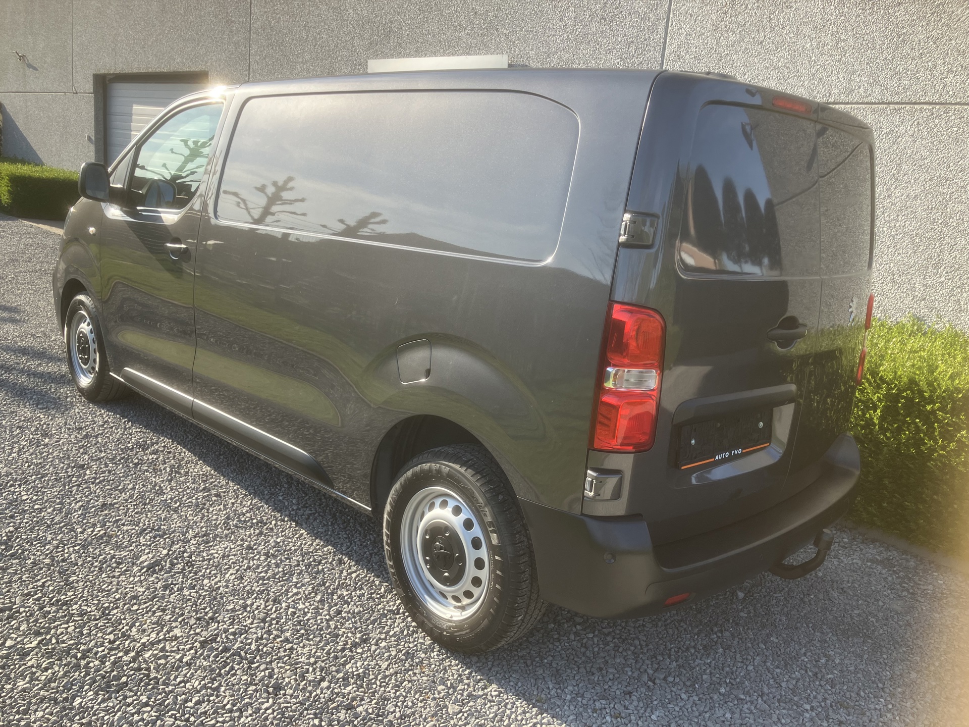 PEUGEOT_EXPERT_2