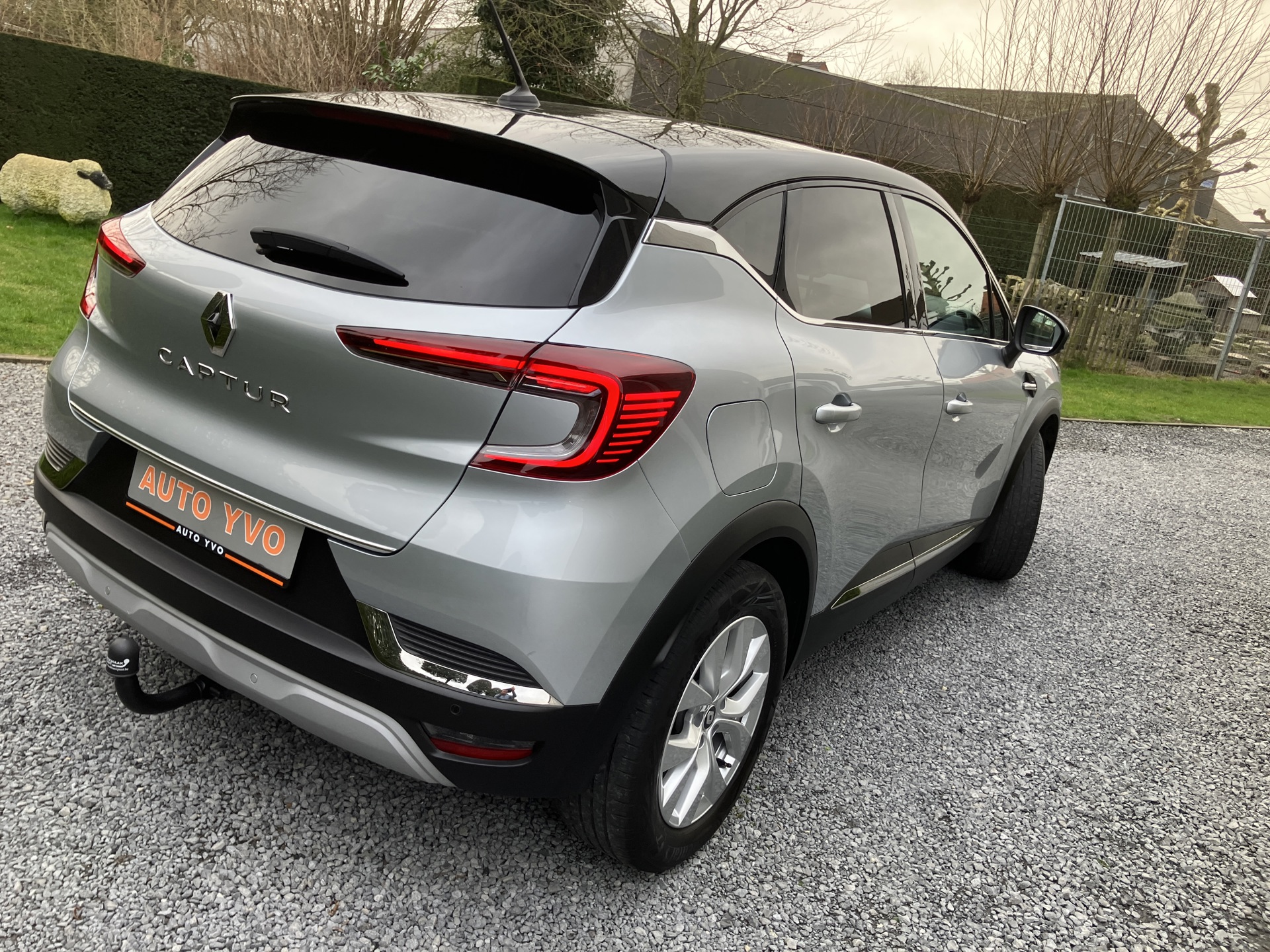 RENAULT_captur AUTOMATIC_6