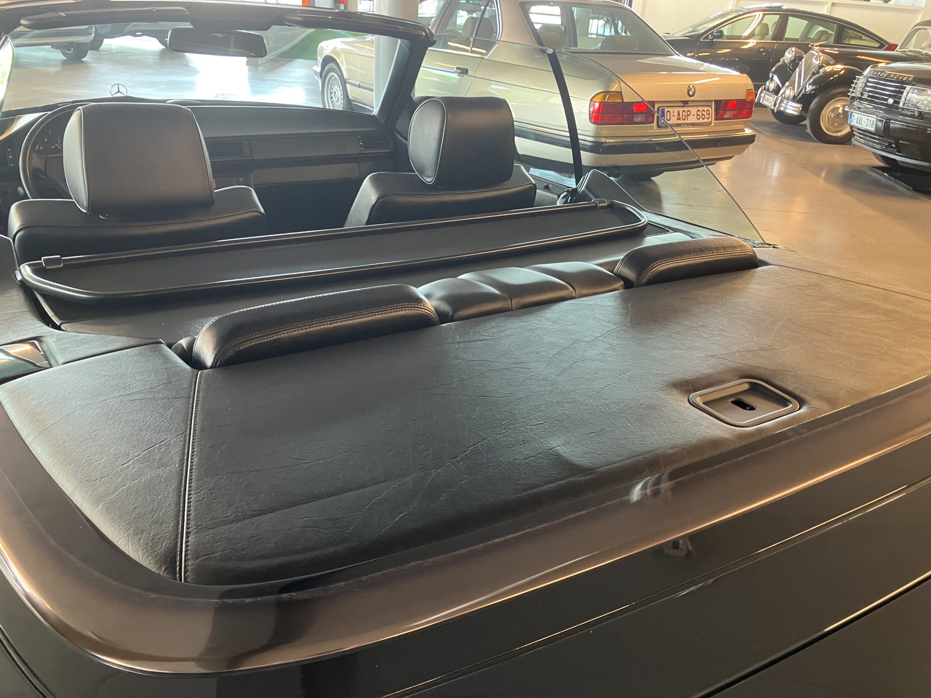 MERCEDES-BENZ_E 220 CABRIO  automatic_8