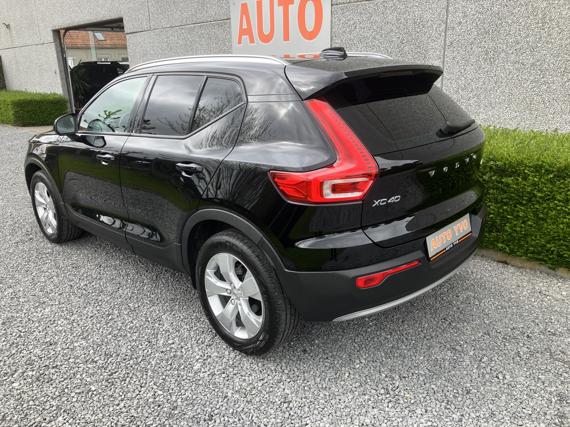 VOLVO _XC40 automatic_10