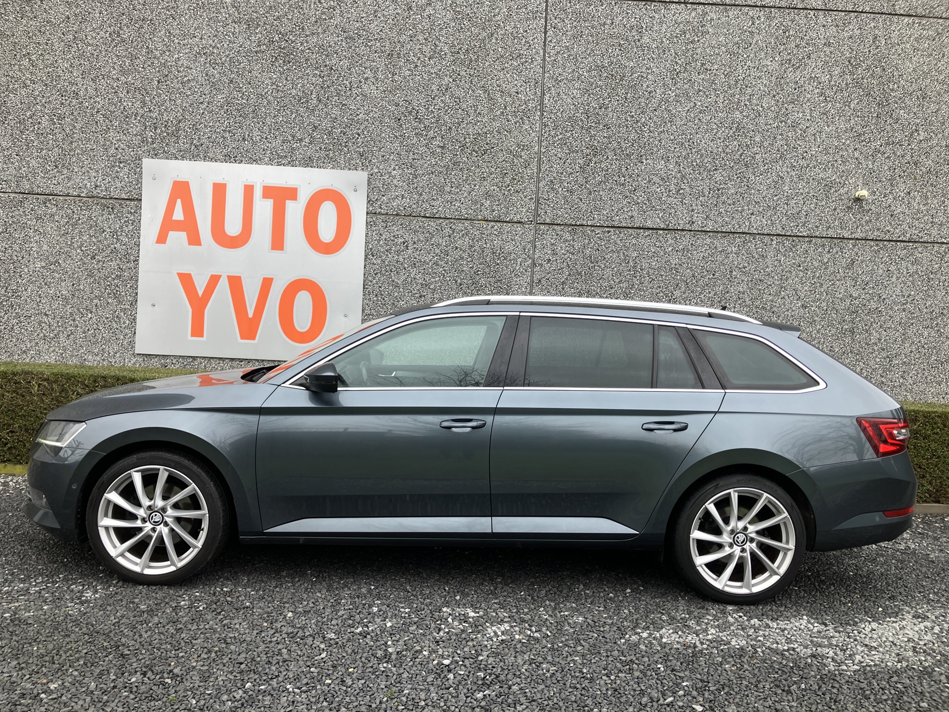 SKODA_SUPERB combi/break_1