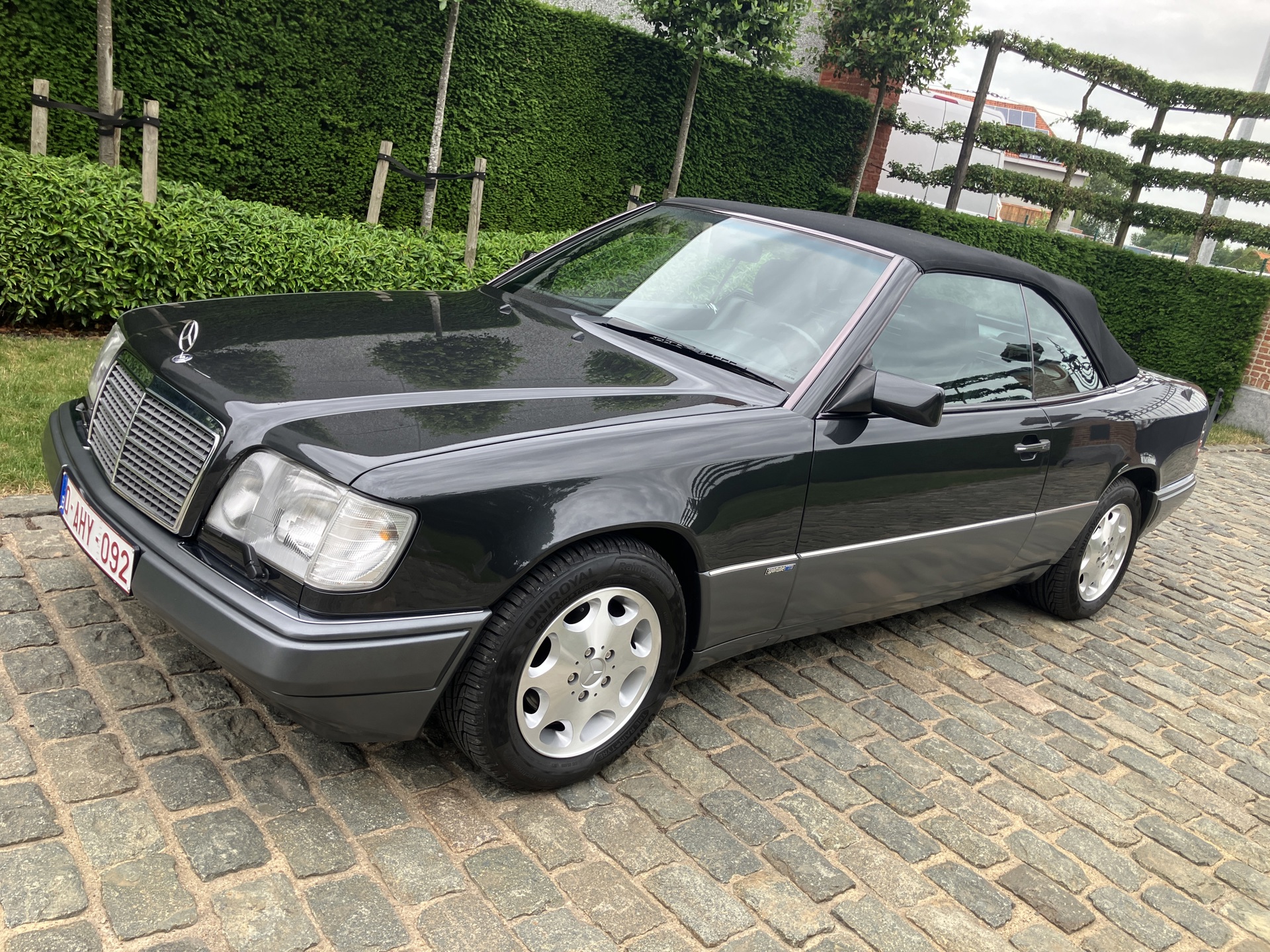 MERCEDES-BENZ_E 220 CABRIO  automatic_6