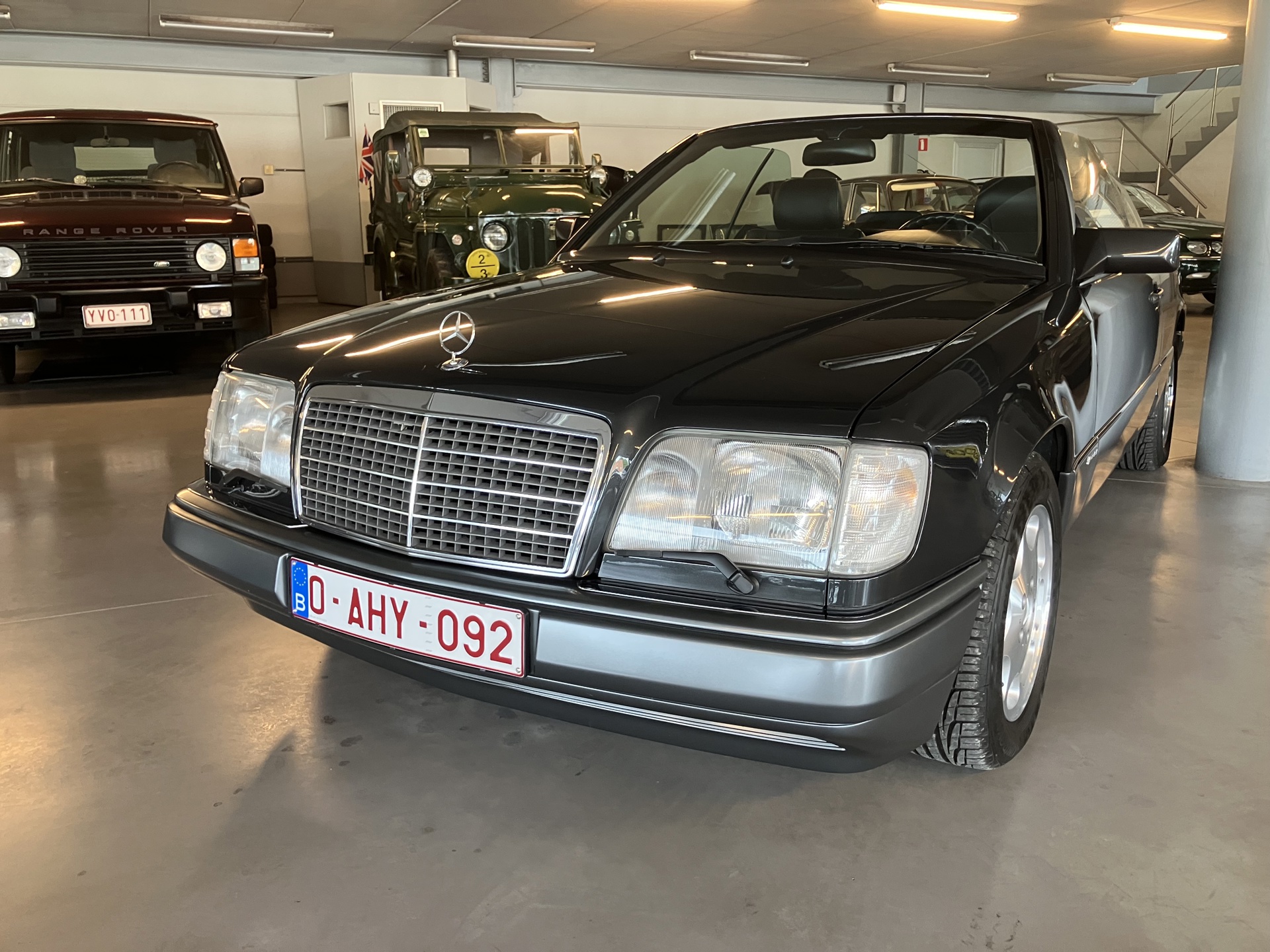 MERCEDES-BENZ_E 220 CABRIO  automatic_15