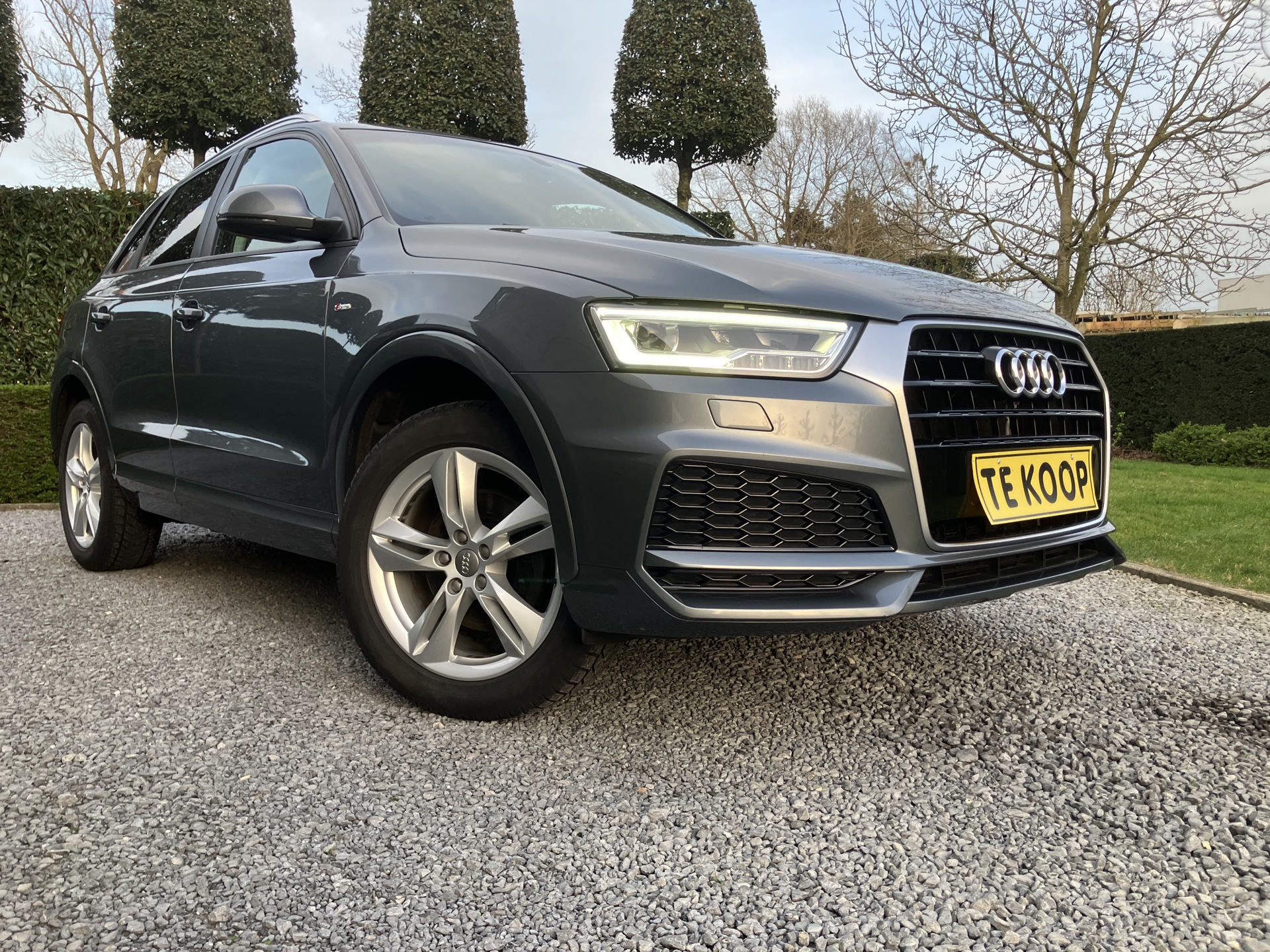 AUDI_Q3  S-line_18