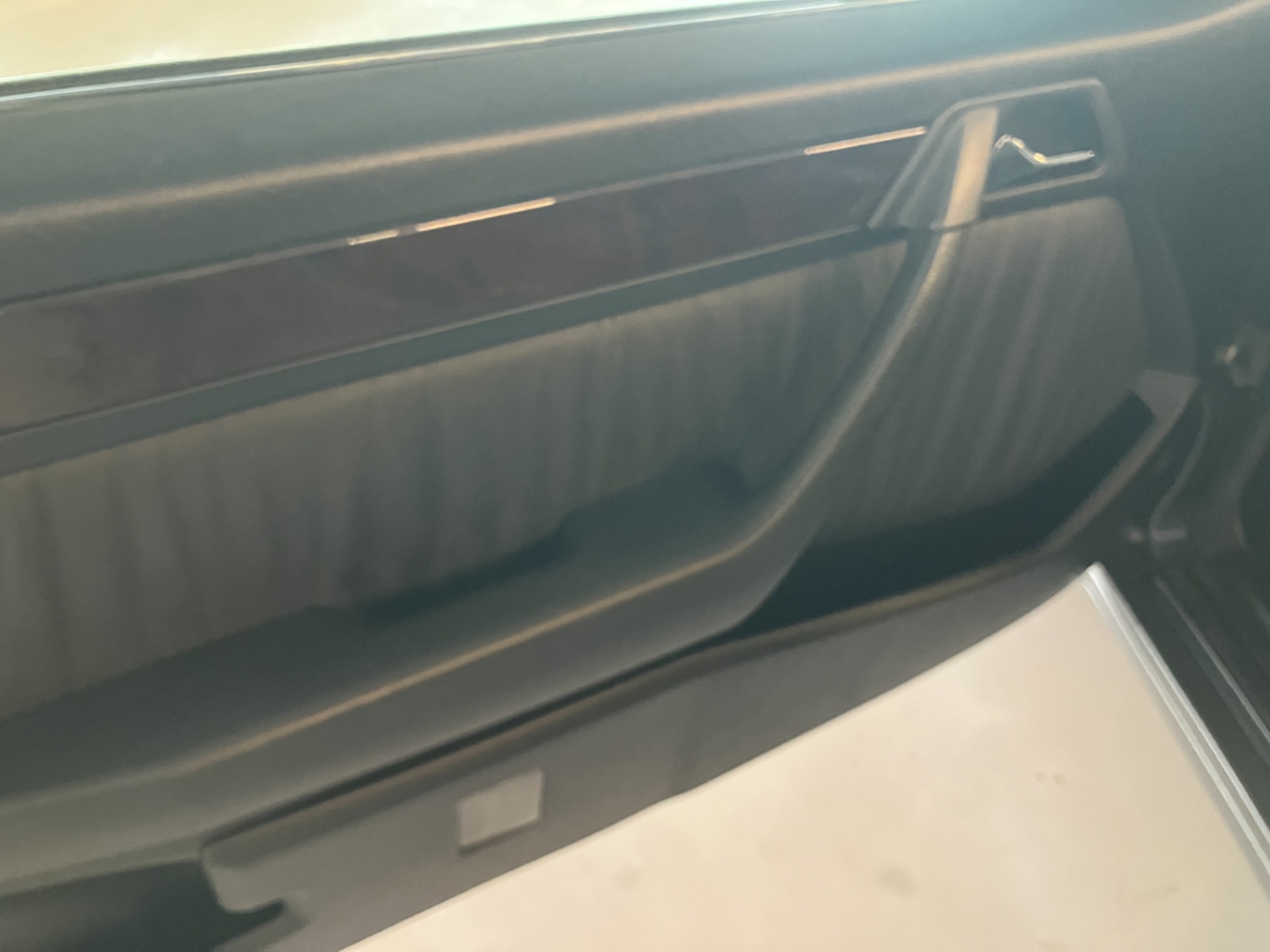 MERCEDES-BENZ_E 220 CABRIO  automatic_7